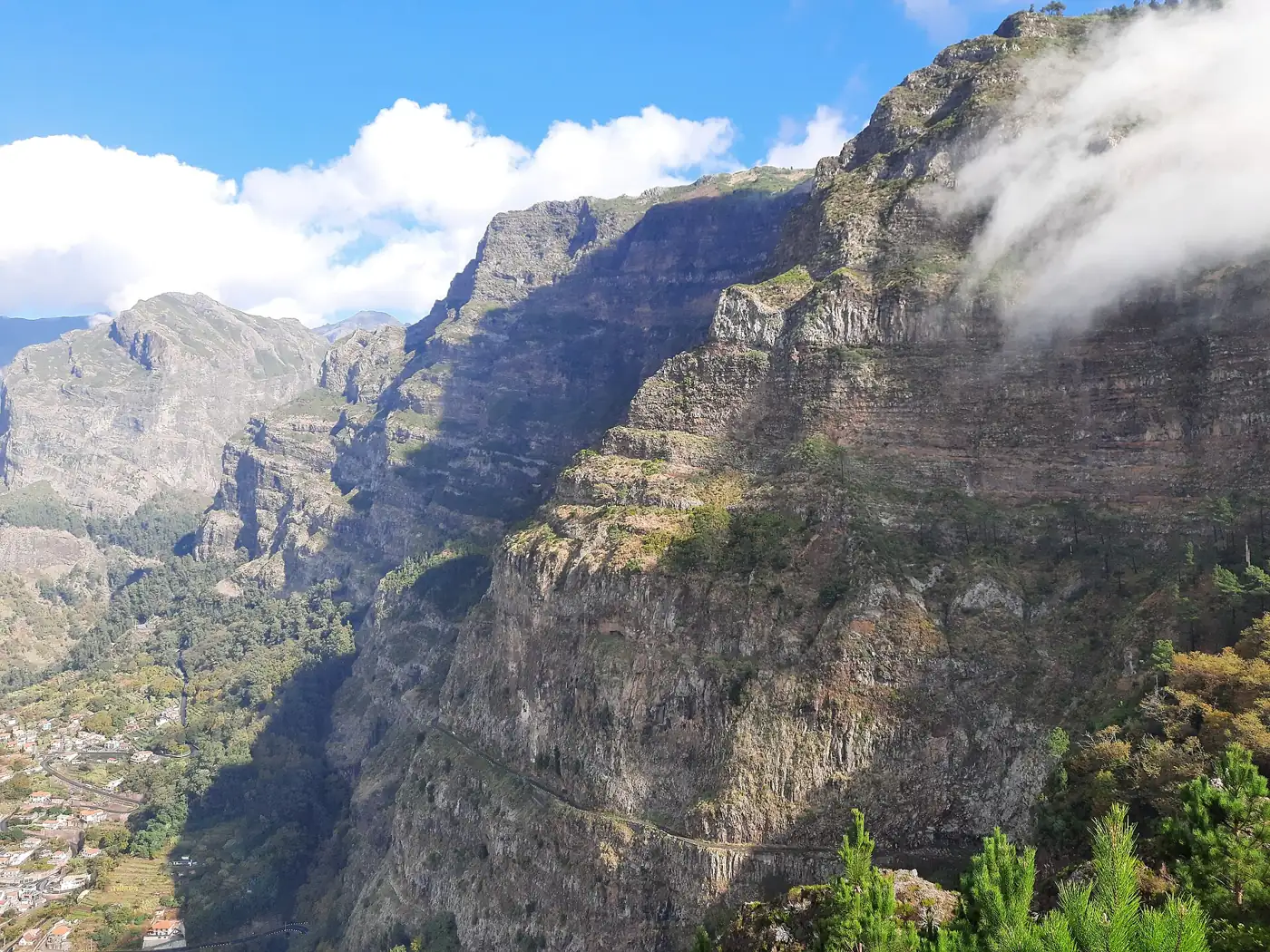 Eira do Serrado · 4